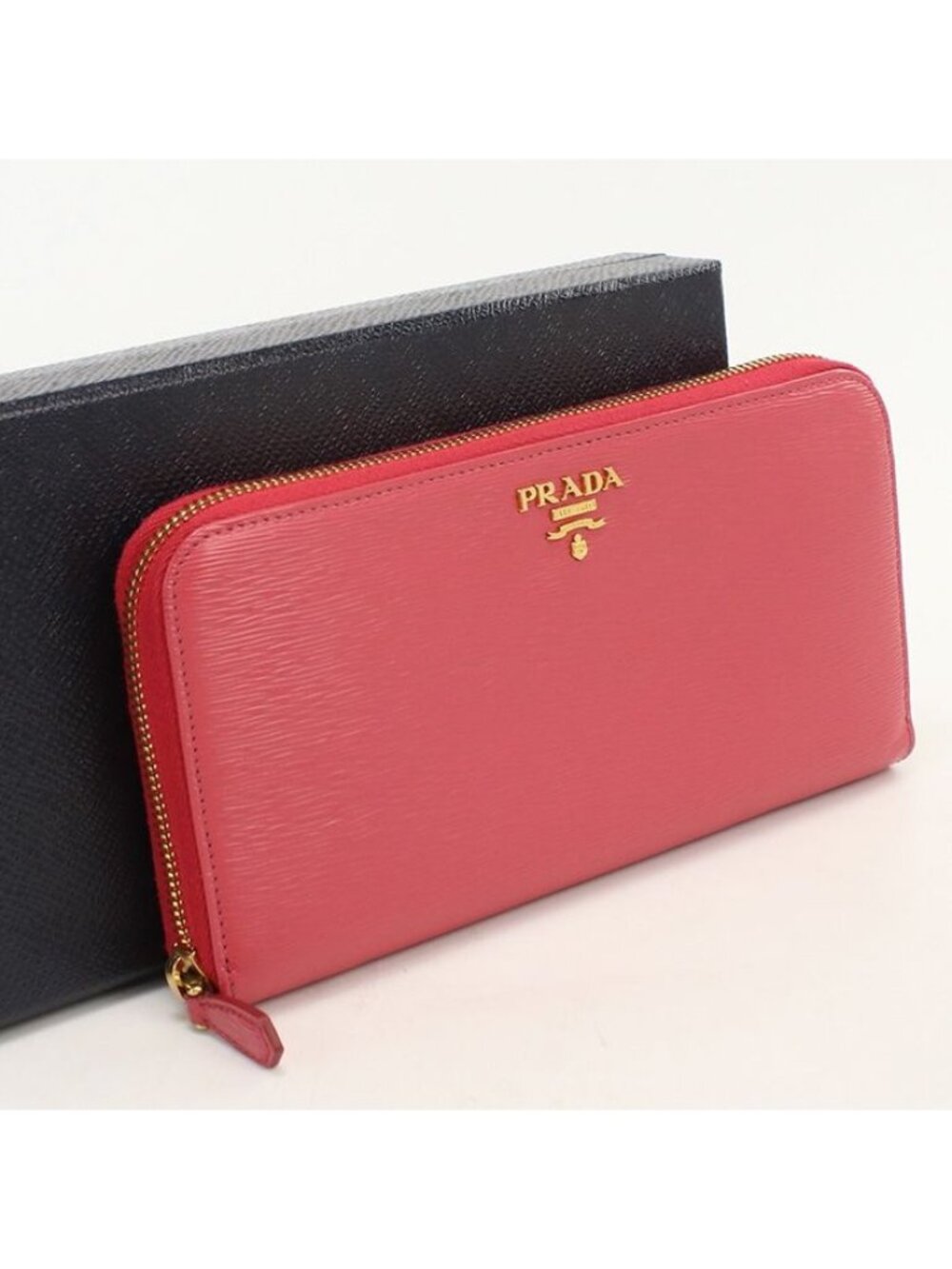 Prada Vitello Move Wallet Zip Around Calfskin